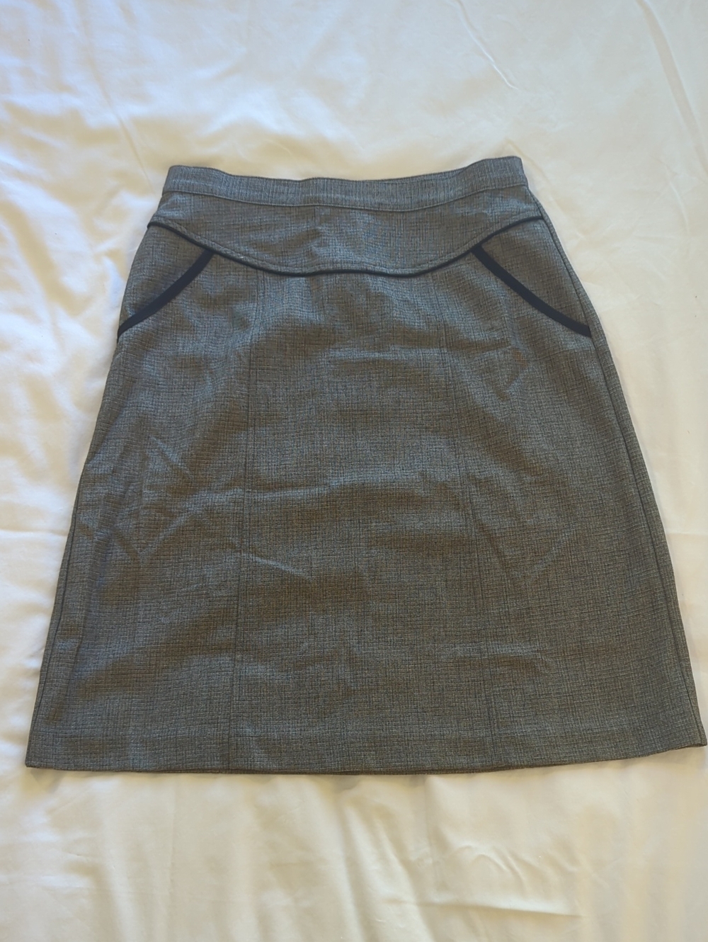 Classic Gray Plaid Pencil Skirt - Women